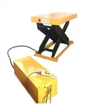 Petite table élévatrice hydraulique à ciseaux